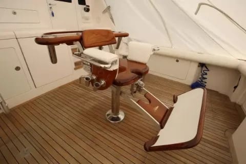 fighting chair